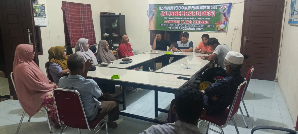 KEGIATAN MUSRENBANGDES GAMPONG BERSAMA PENDAMPING DESA DAN MUSPIKA UNTUK MENENTUKAN ARAH PEMBANGUNAN